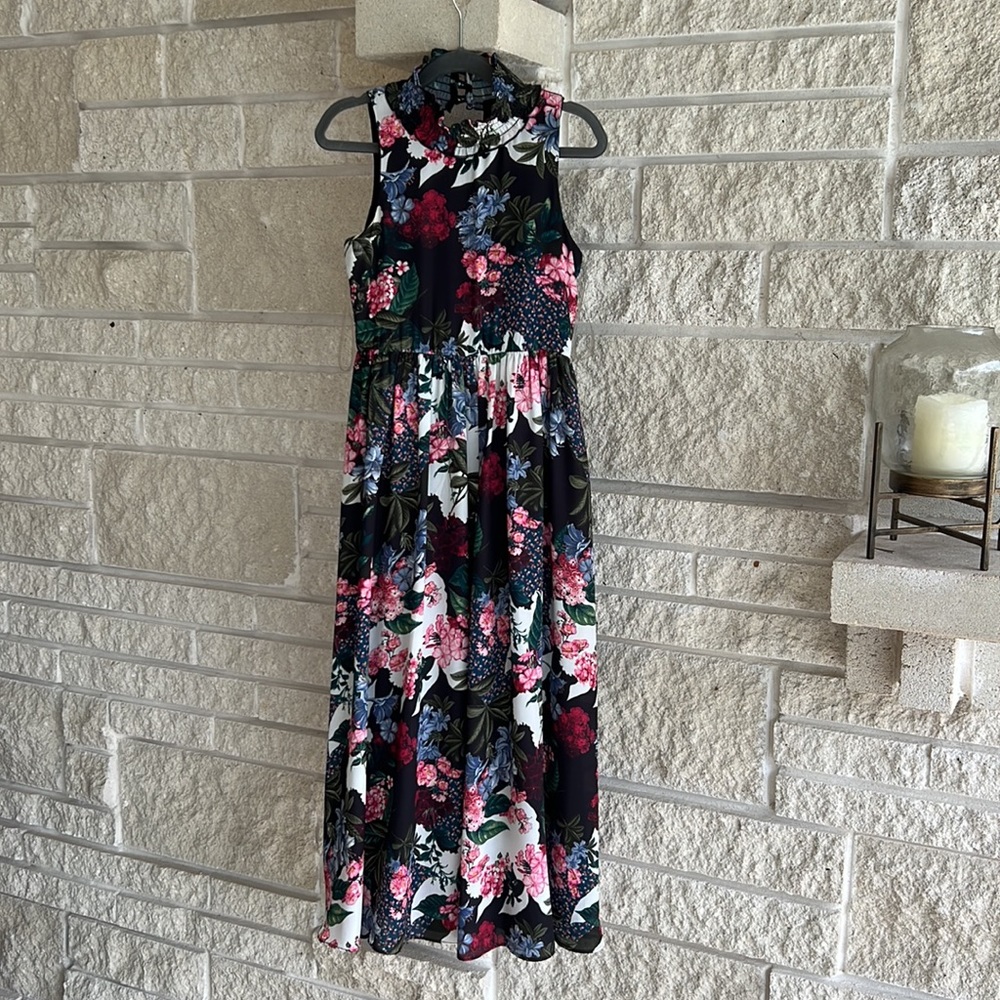 Floral Maxi dress size 8